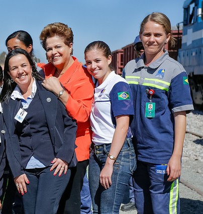 Dilma vistoria Porto Seco de Anápolis e vislumbra desenvolvimento da região