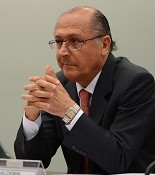 Tesoureiro do PSDB paga propaganda ilegal para Alckmin