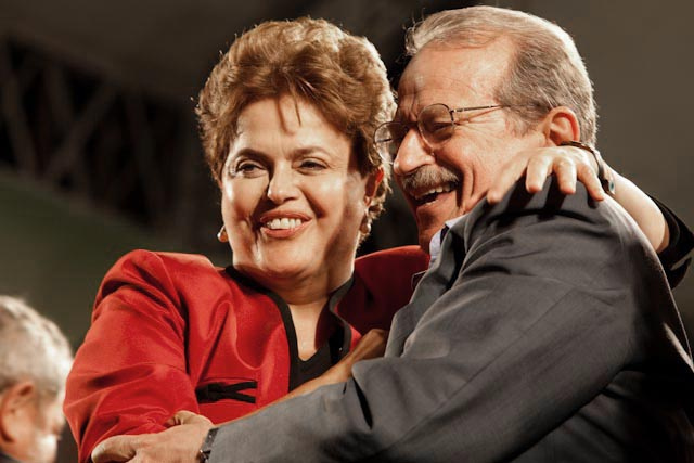 Acompanhe Dilma e Tarso em Porto Alegre