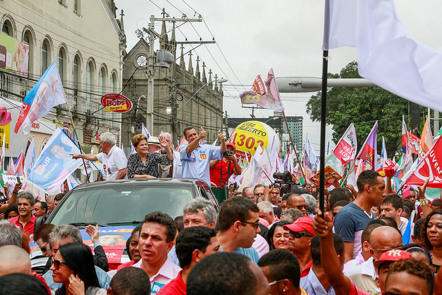 Todo mundo sai ganhando quando o Nordeste cresce, diz Dilma na Bahia