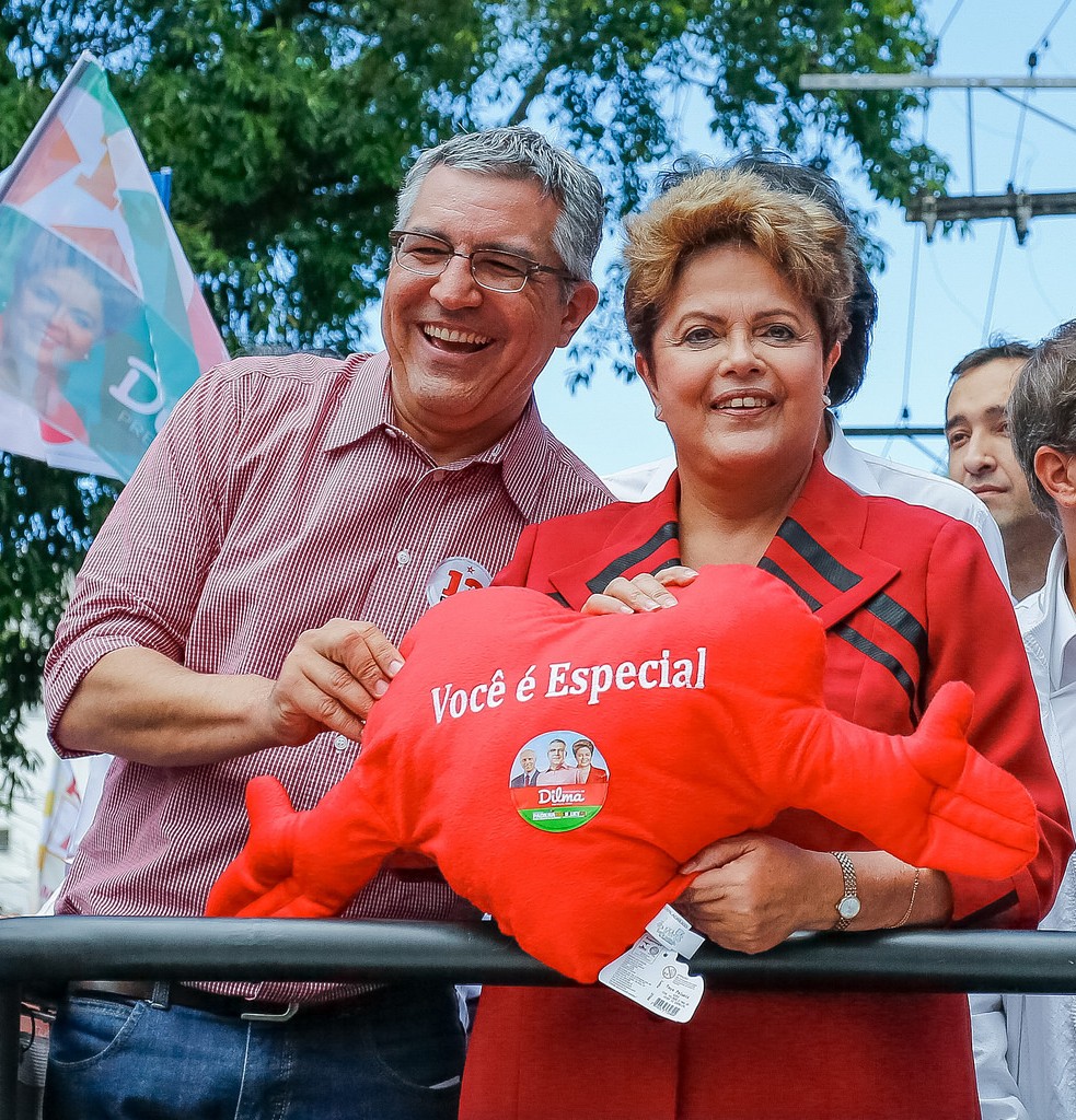 Estamos preparados para o primeiro e o segundo turno, diz Dilma