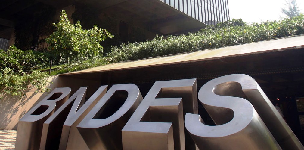 Desmonte do BNDES prejudica desenvolvimento brasileiro