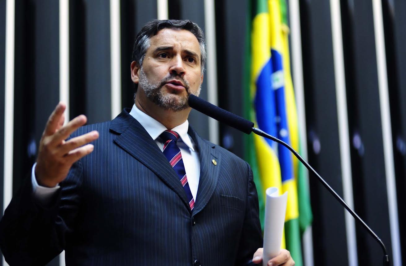Ameças contra ministro do STF serão investigadas, diz Paulo Pimenta
