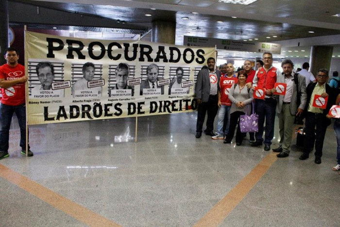 Trabalhadores se mobilizam contra a terceirização