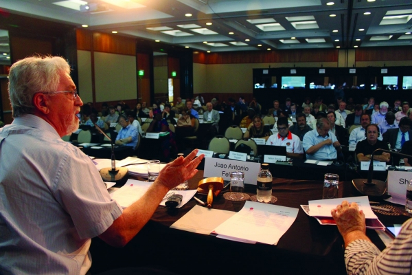 Confederação Sindical Internacional aprova moção em defesa da democracia no Brasil