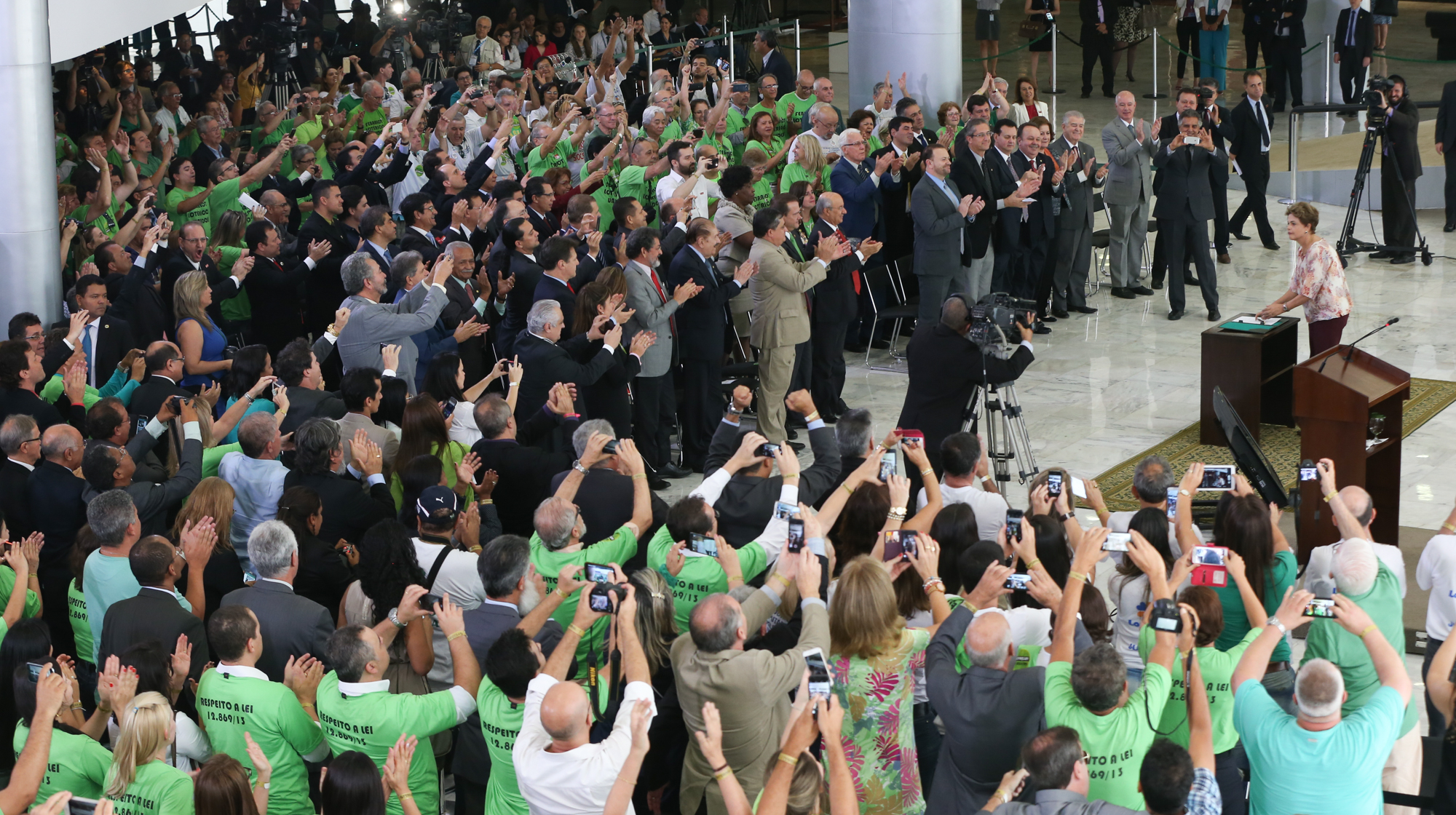 Dilma sanciona lei que valida permissões de 6 mil lotéricas