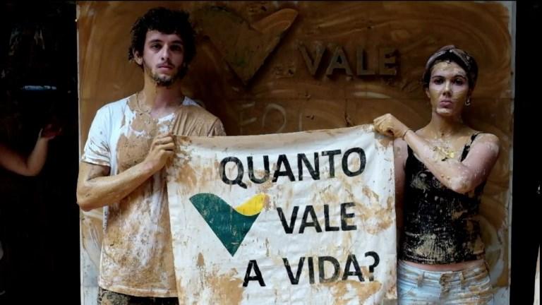Protestos cobram punição à Vale por desastre em Minas