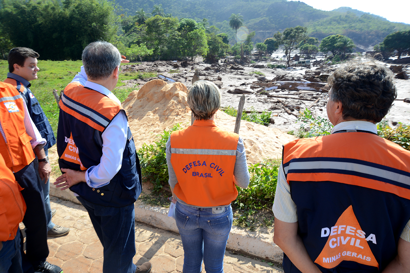 Deputados do PT em Minas querem CPI para apurar acidente com barragem