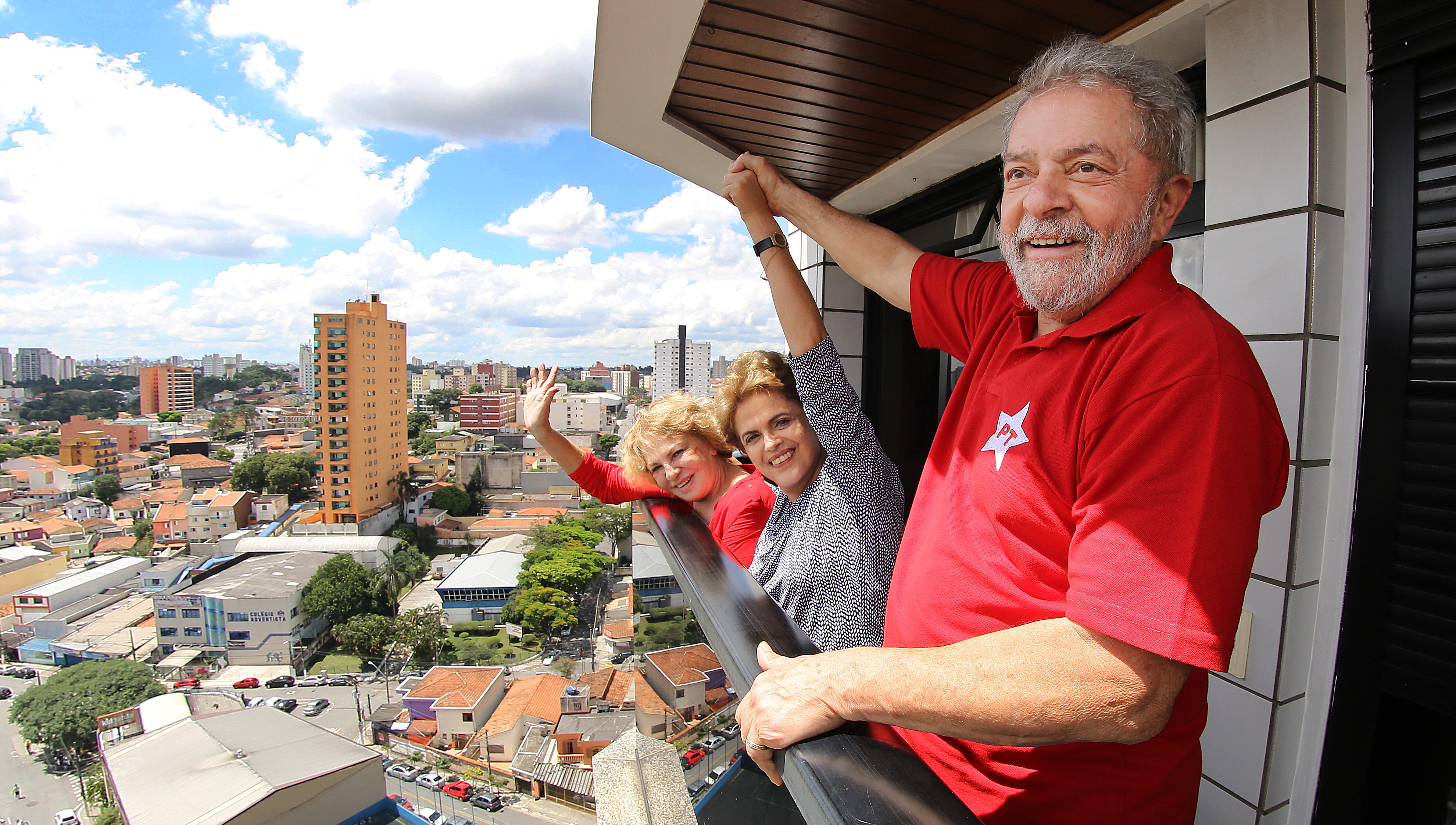 “Pedido de prisão de Lula passou de todos os limites”, diz Dilma