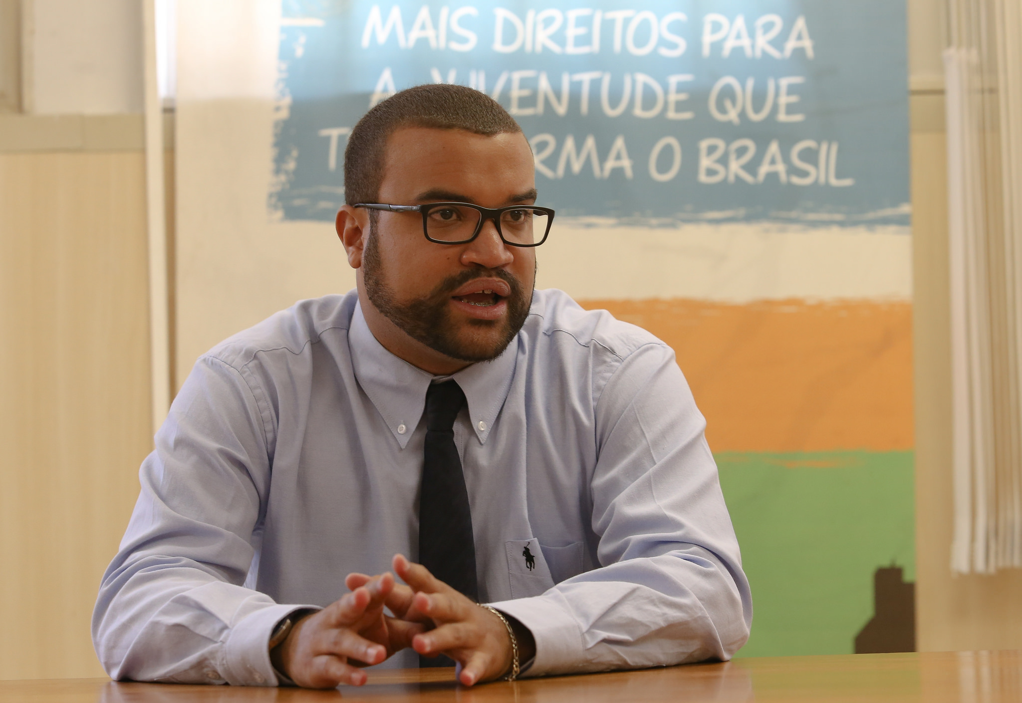Jefferson Lima: O Brasil entre o passado e o futuro 