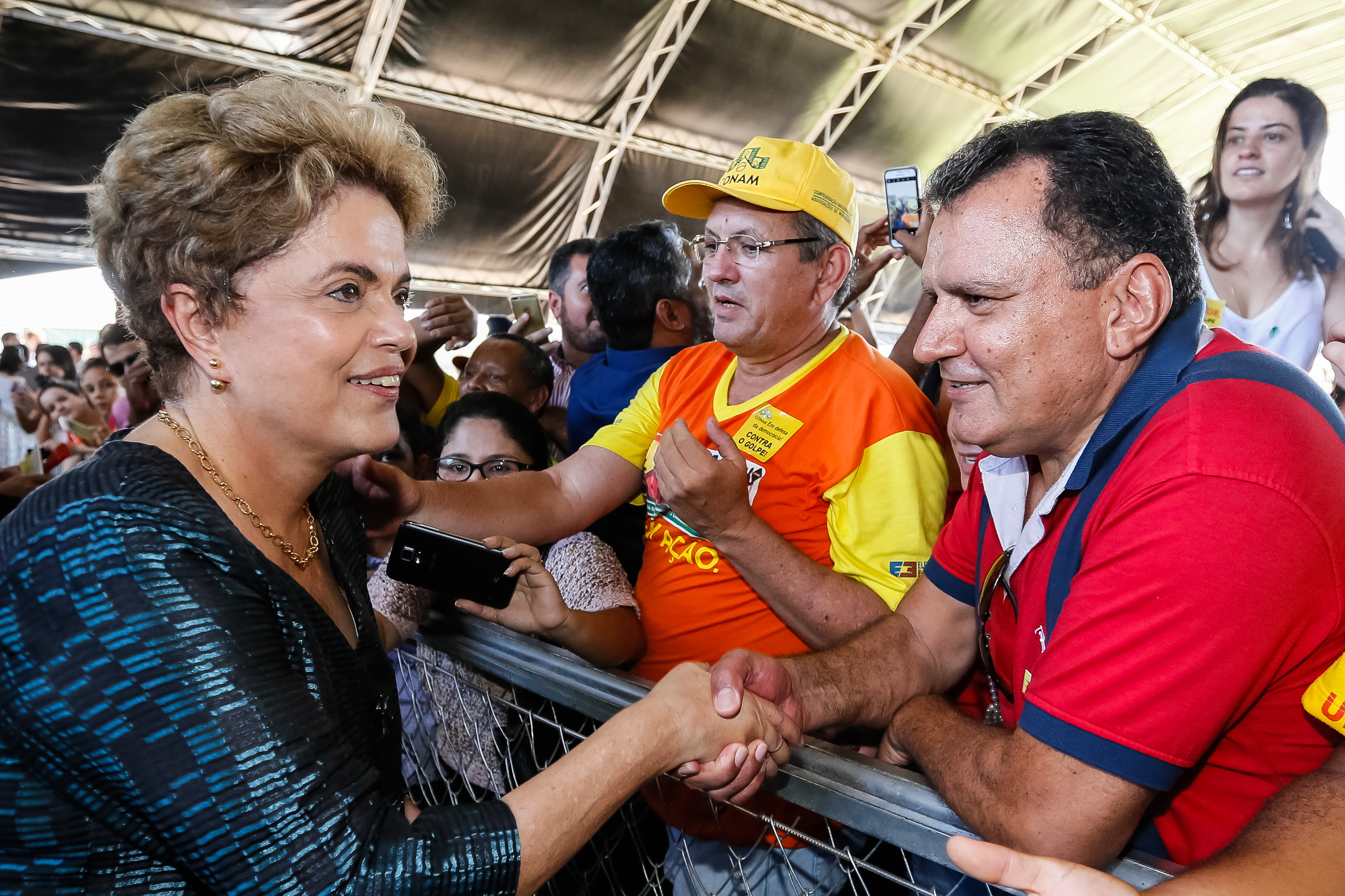 Dilma: quem quer economizar com os mais pobres não se elegeria