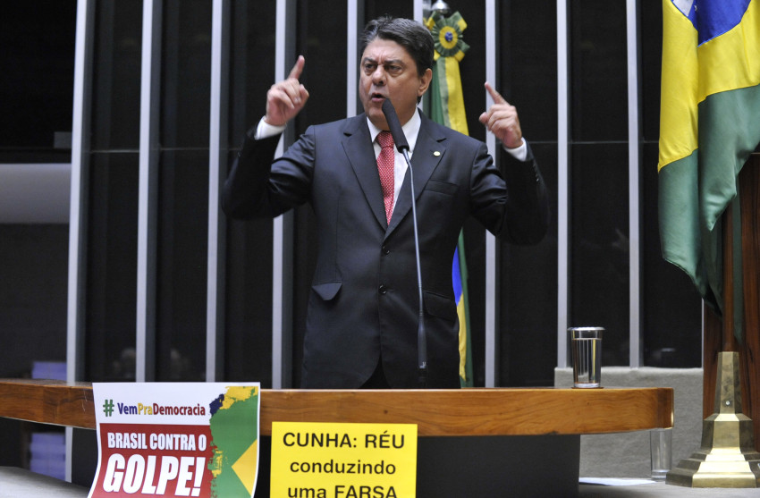 Damous: Além de despreparado para o cargo, Moraes é mentiroso