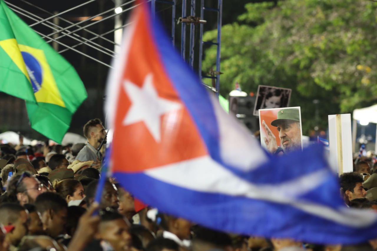 Monica Valente: Hasta siempre, Comandante Fidel!