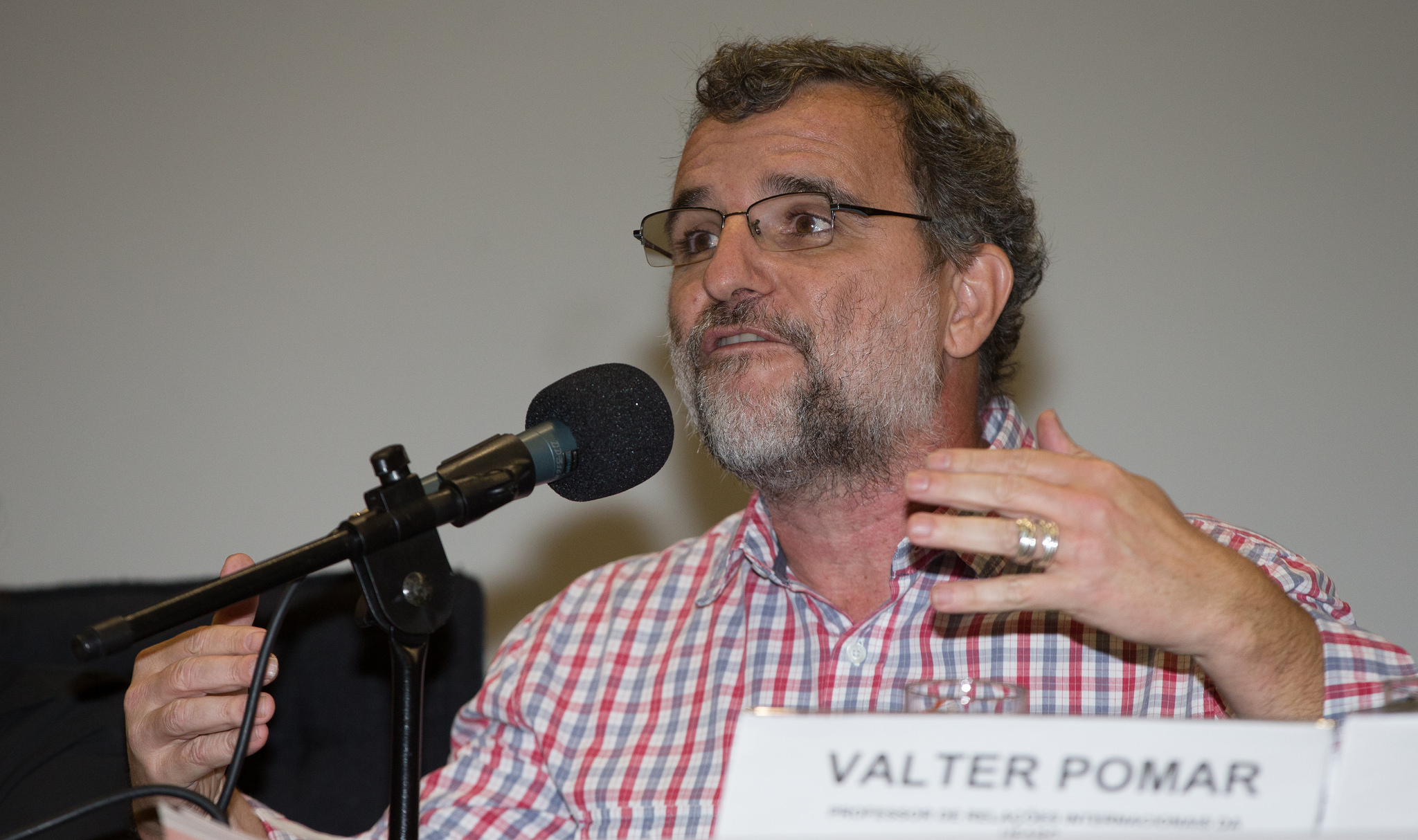 Valter Pomar: Eles querem rachar o PT?
