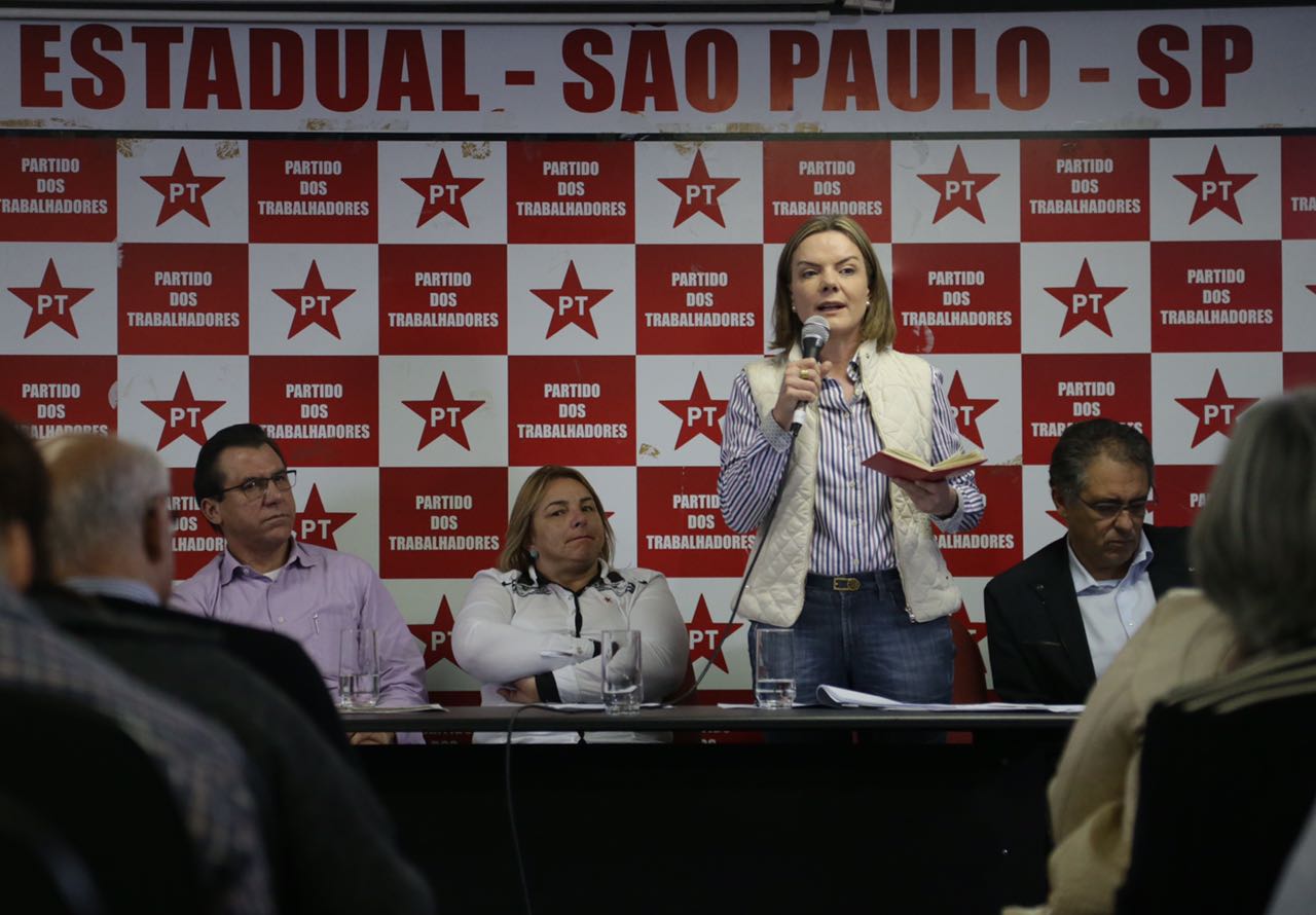 Lideranças, Lula e Gleisi fazem debate para fortalecer o PT-SP