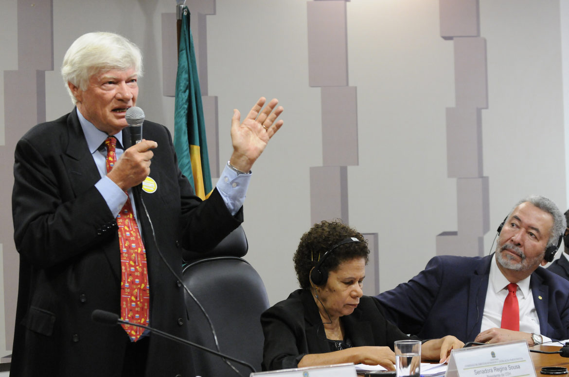 Geoffrey denuncia novas violações aos direitos de Lula na ONU