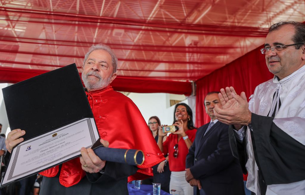 Assista depoimentos de estudantes de medicina em Lagarto (SE)