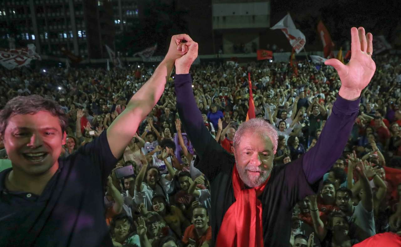 Confira as fotos do grande ato de encerramento com Lula na UERJ