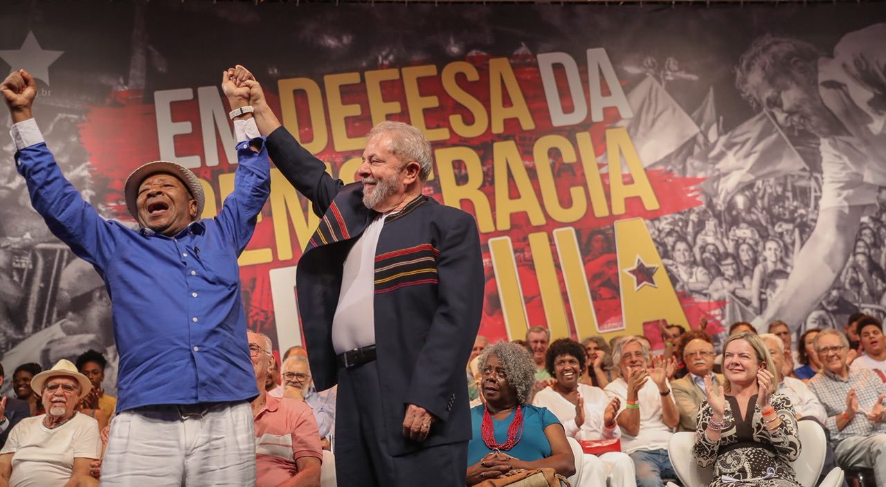 Ato dos Artistas e Intelectuais com Lula, no RJ