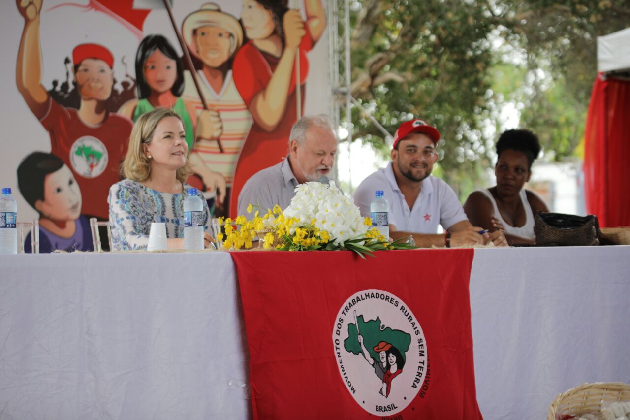 Gleisi: “Ninguém poderá impedir Lula de ser candidato”