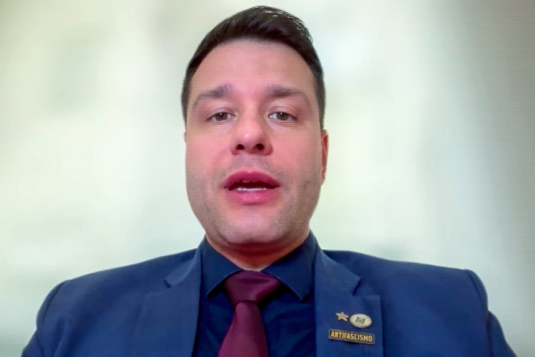 Violência não é política de segurança, afirma Leonel Radde ao Café PT