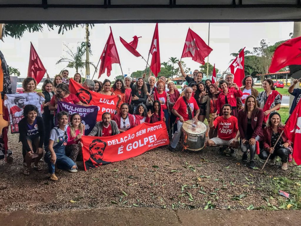 “Por Lula, Agora Sou PT” é lançada com filiação coletiva no DF