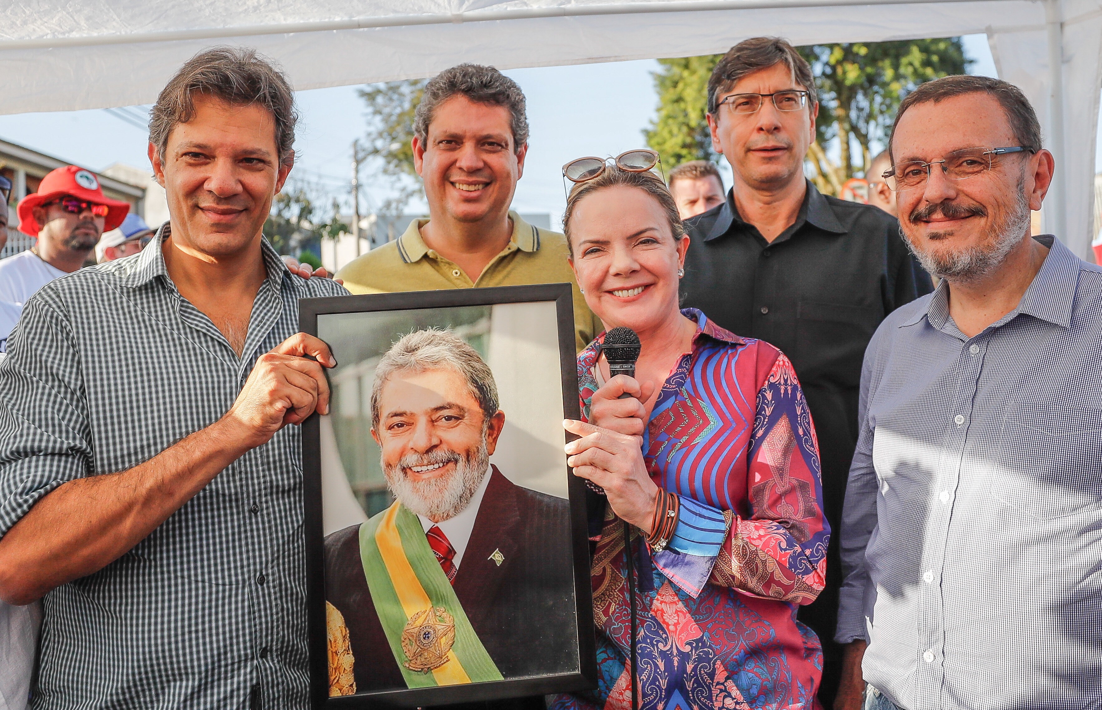 Plano Lula de governo é apresentado em ato em Curitiba