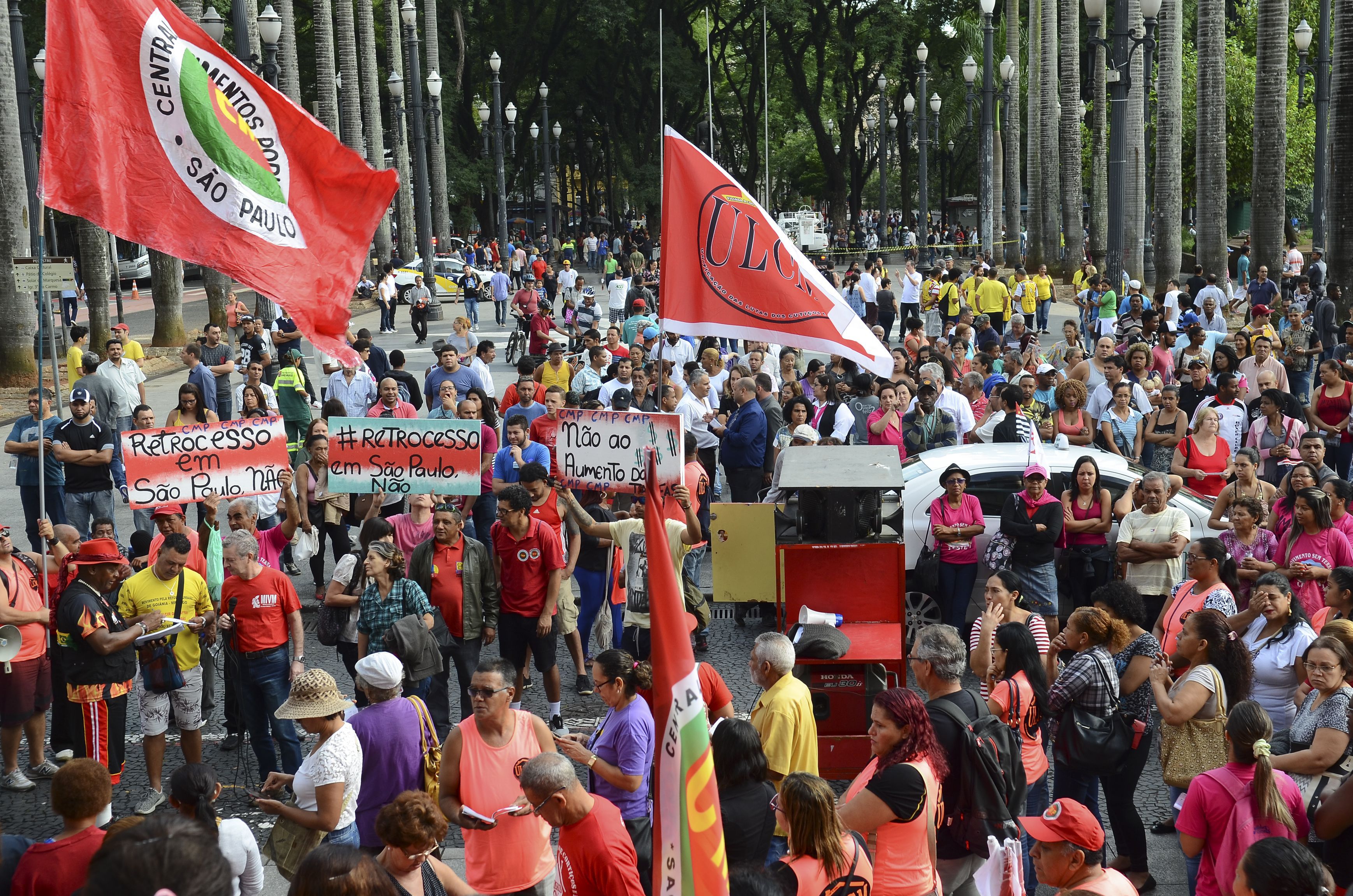 Nota do PT-SP: nas ruas para conter escalada autoritária de Bolsonaro