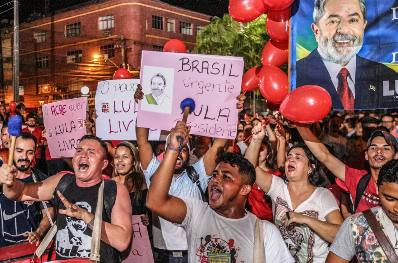 “Boa noite, presidente Lula!”, grita o Acre em resistência