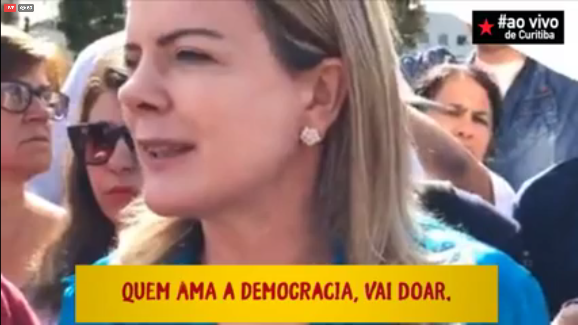 Assista: Gleisi Hoffmann fala na Vigília Lula Livre