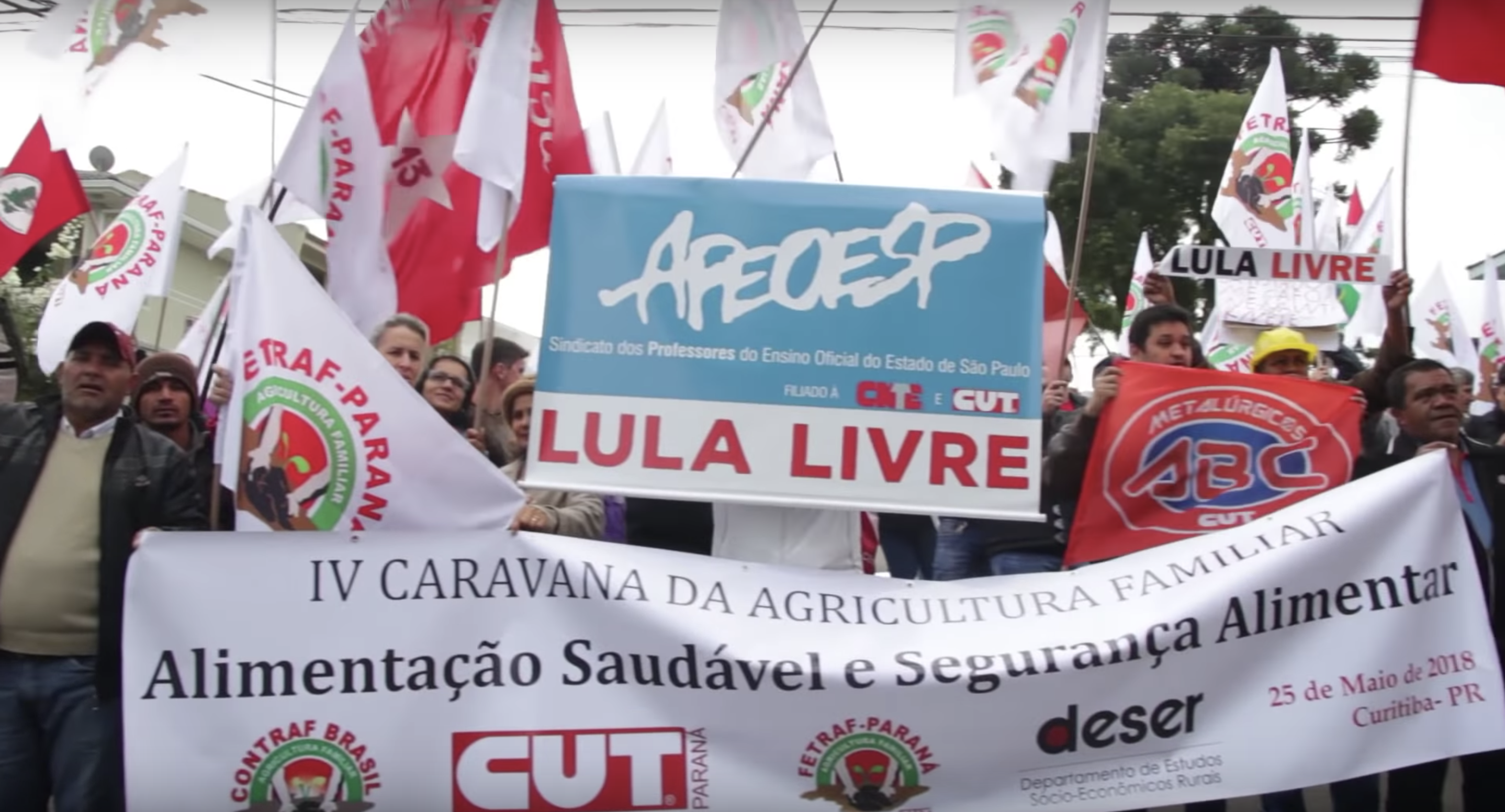 Caravana de Produtores Rurais chega à Vigília #LulaLivre