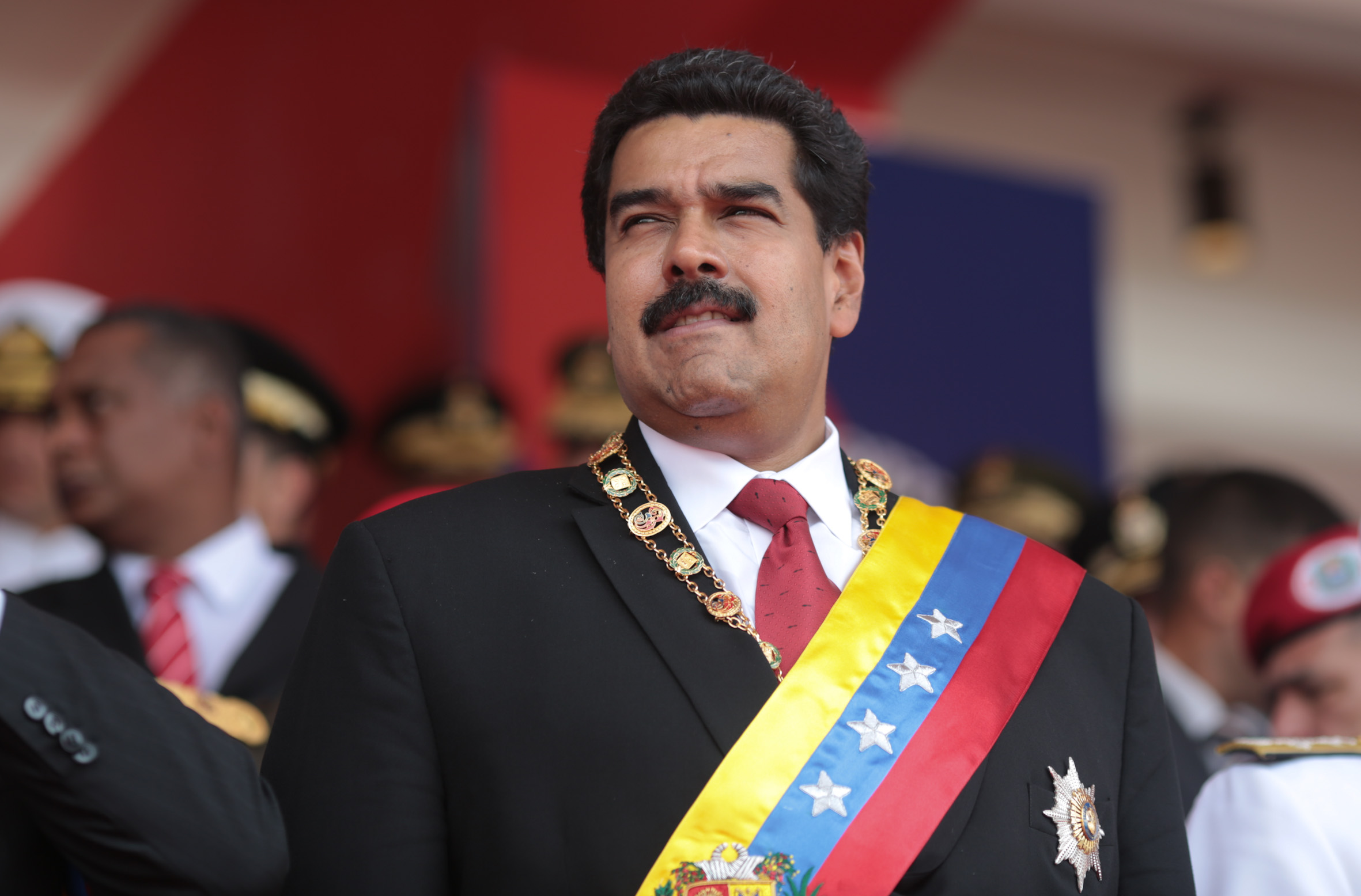 Sobre Maduro, Gleisi e a crise na Venezuela: baixem as pedras
