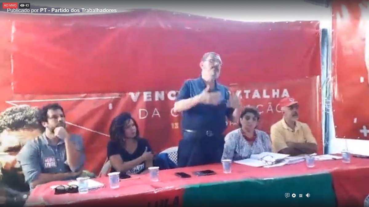 Assista: debate do Plano Lula de Governo na Vigília Lula Livre