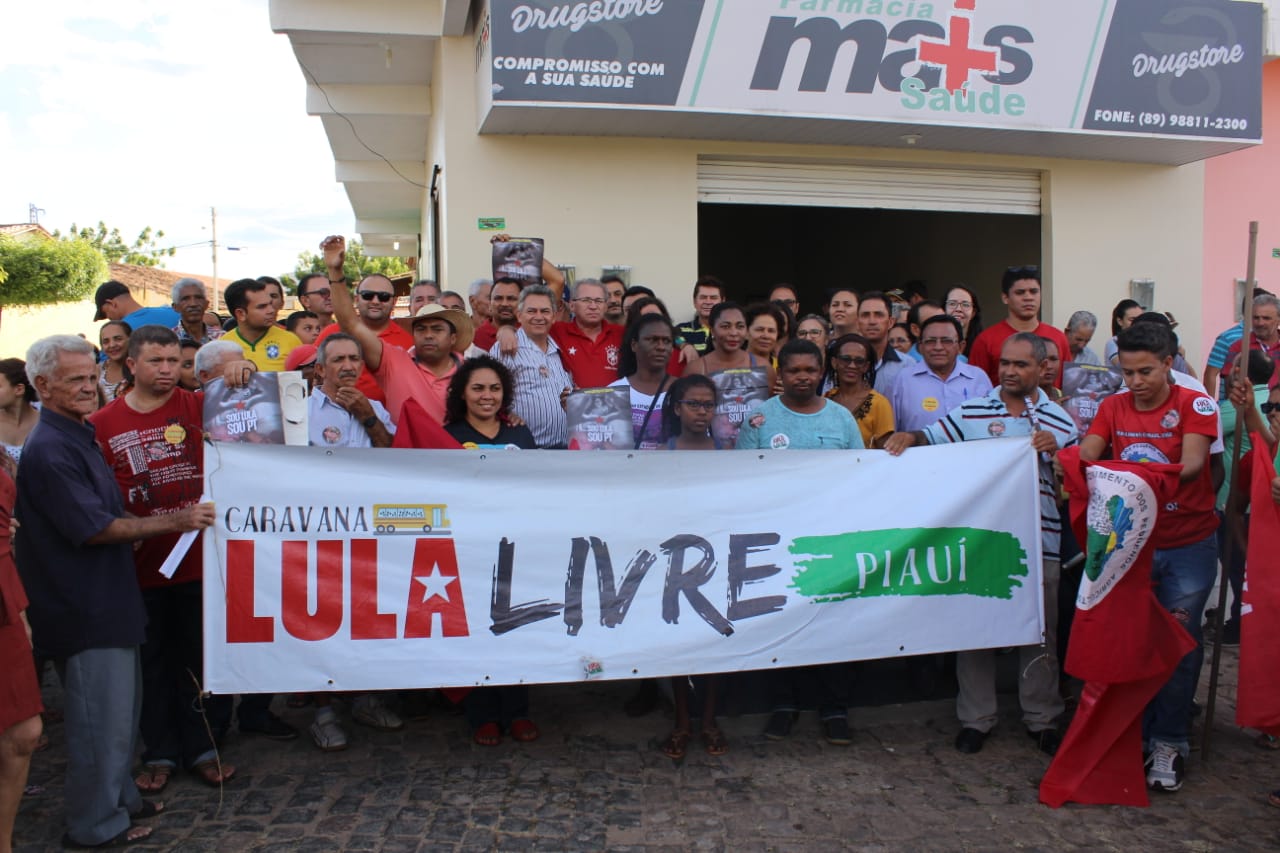 Caravana Lula Livre chega a 100 municípios do Piauí