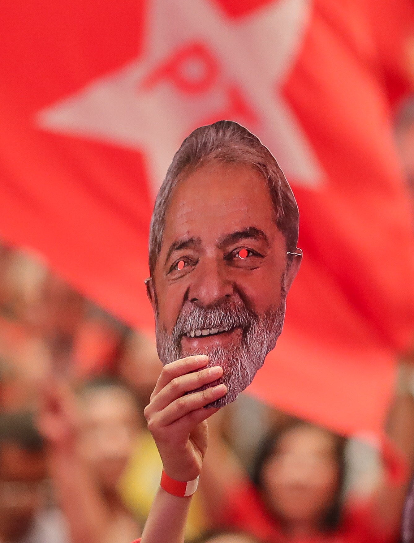 Veja: Imagens do lançamento da pré-candidatura de Lula em MG