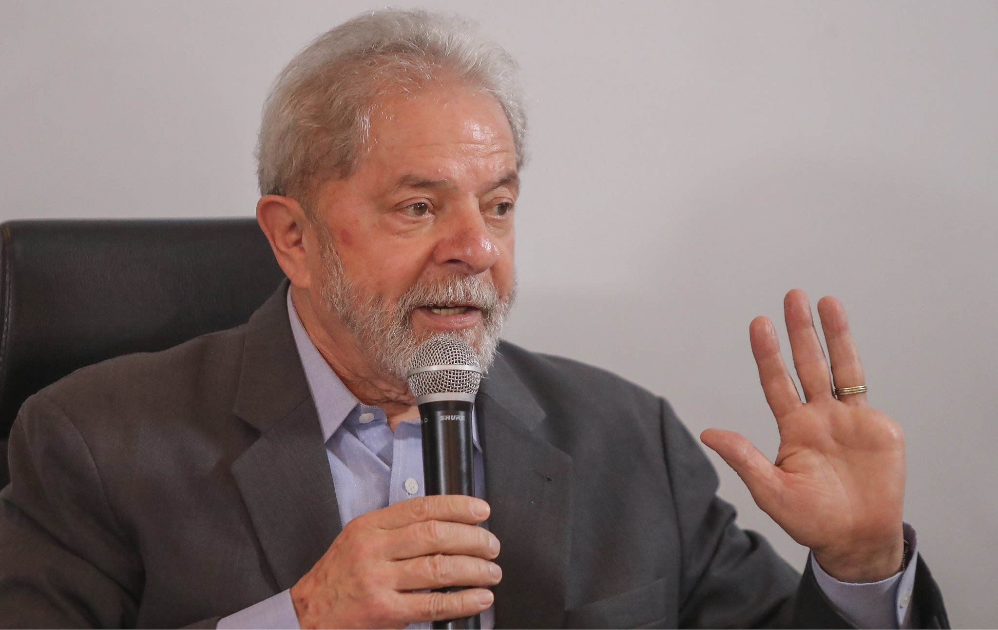 Maior central sindical dos EUA defende candidatura de Lula