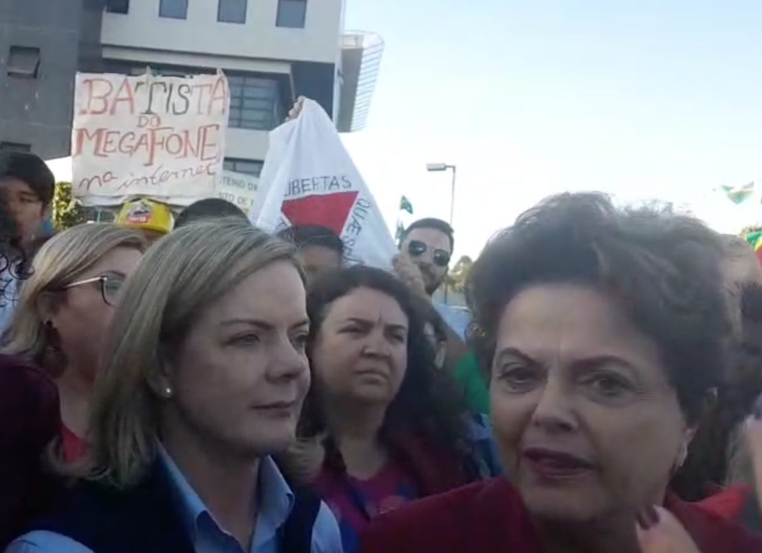 Assista: Entrevista com Gleisi, Dilma e Tiburi após visita a Lula