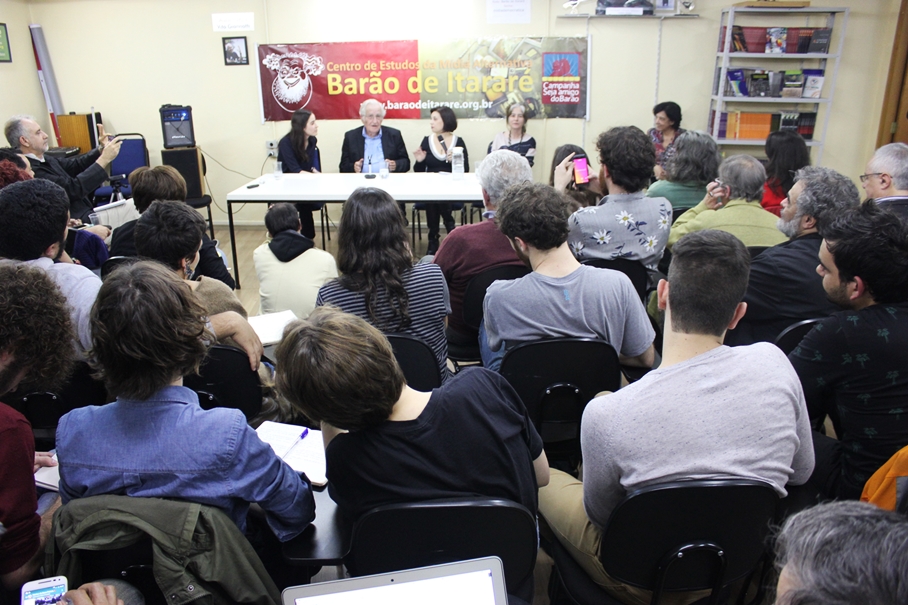Chomsky compara projeto econômico do PSL ao da ditadura chilena