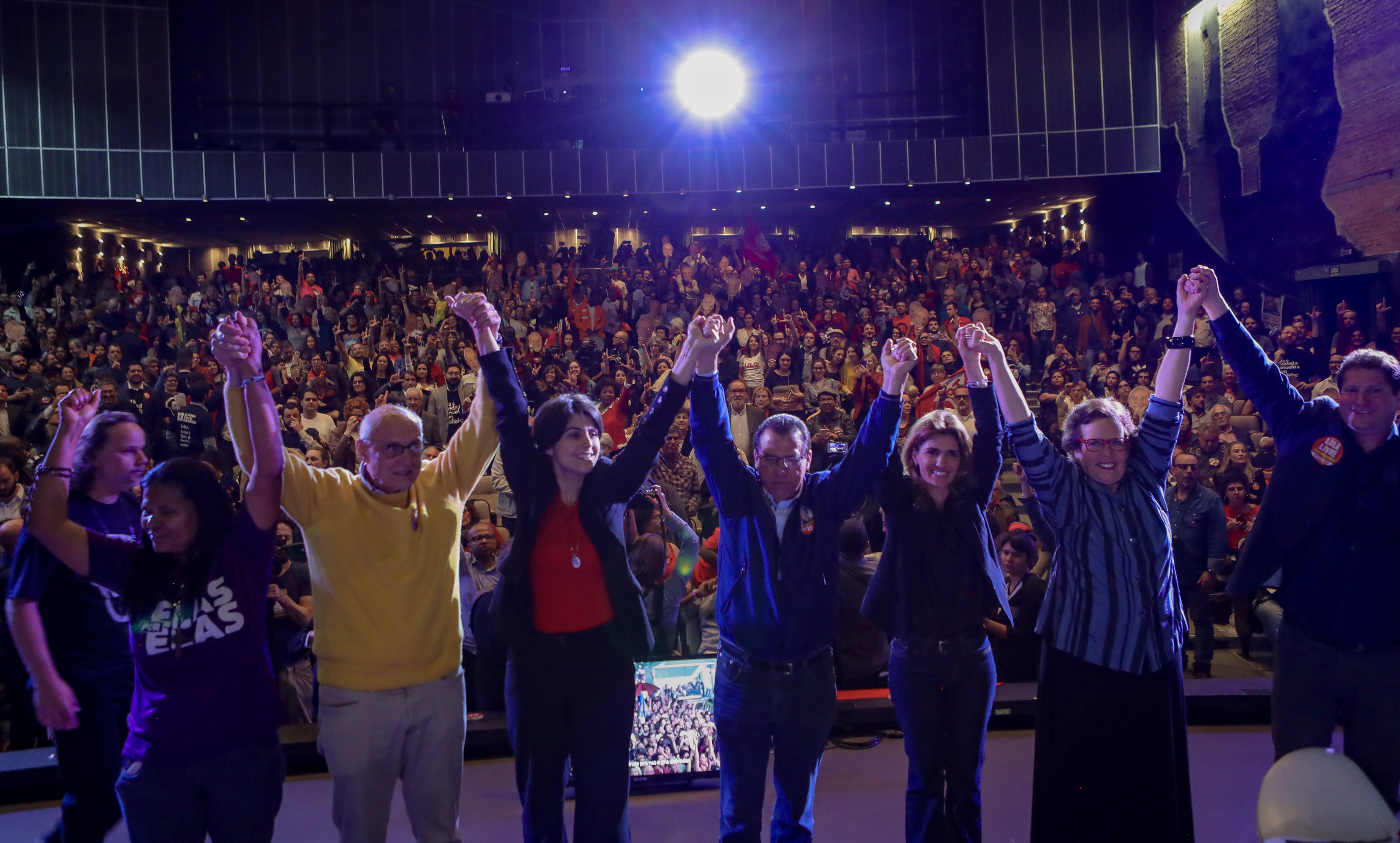 Tuca celebra candidaturas e clama por liberdade de Lula