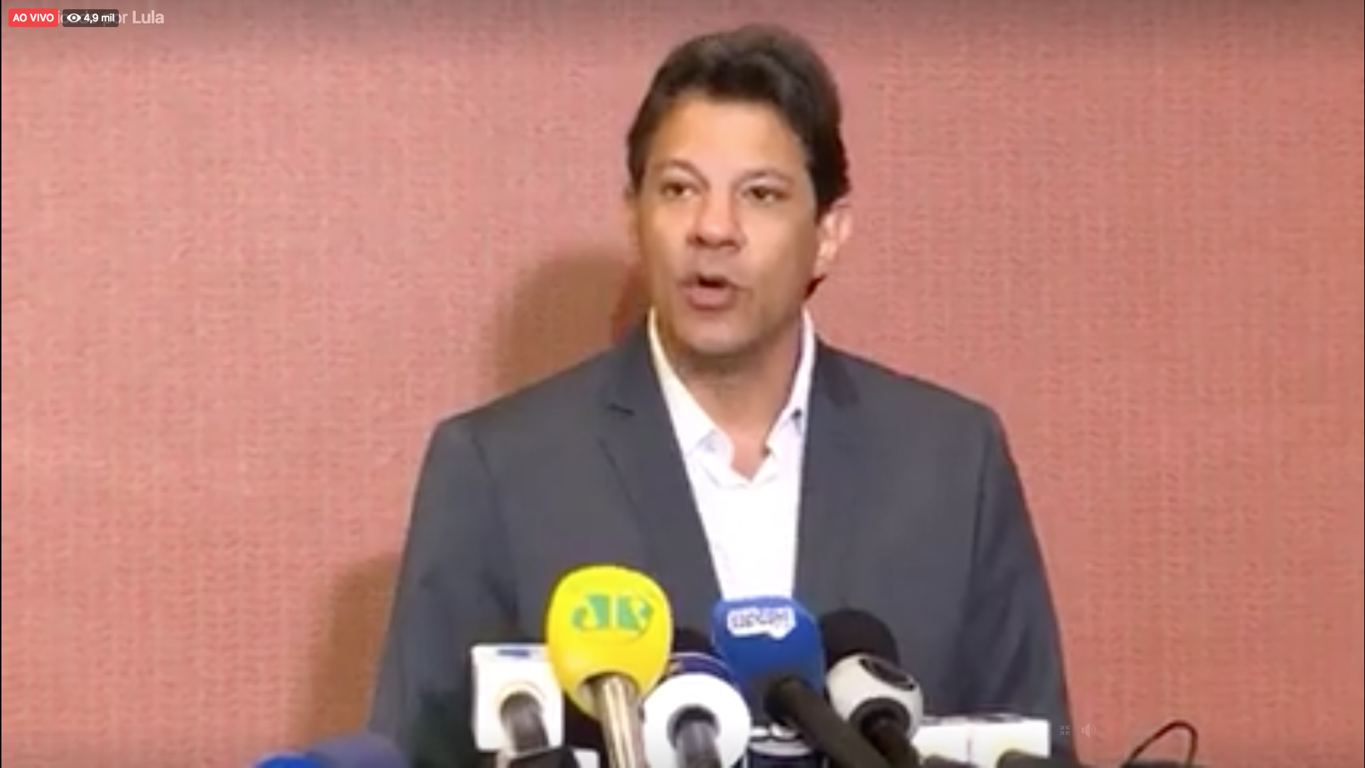 Assista: Fernando Haddad concede entrevista