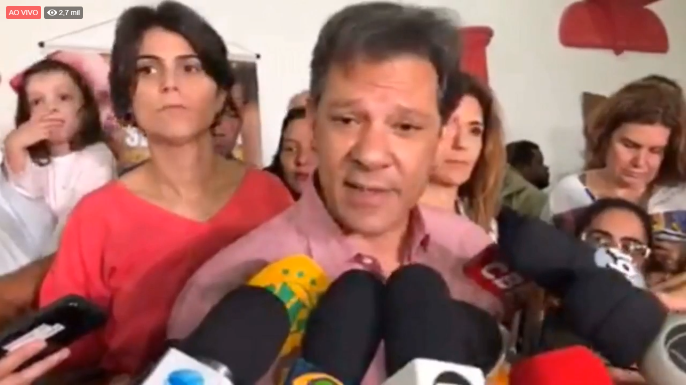 Ao vivo: Haddad fala com a imprensa após missa em São Paulo