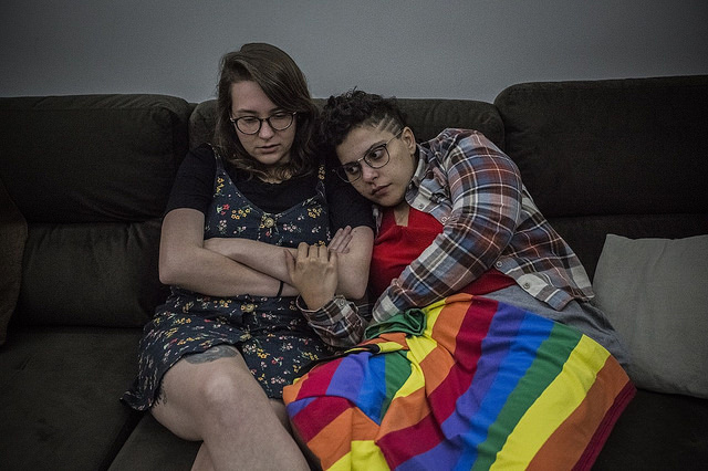LGBTs antecipam casamentos, com receio de retrocessos em 2019