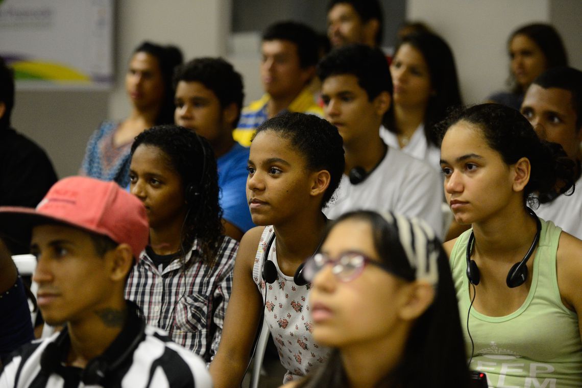 Sem oportunidades, 23% dos jovens brasileiros não trabalham nem estudam