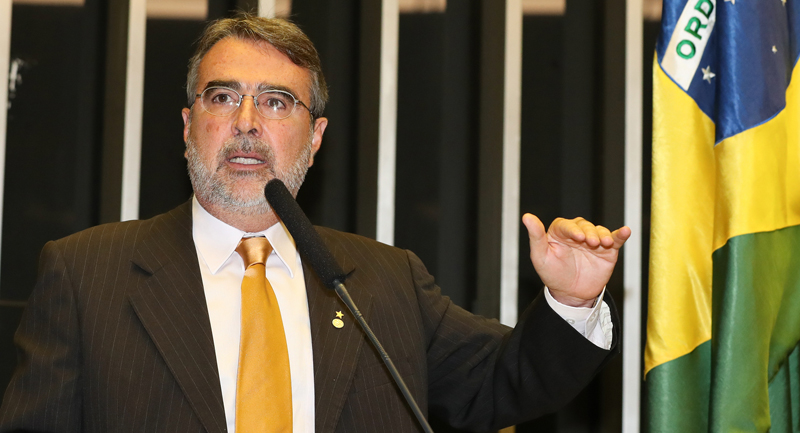 Fontana: Previdência de Bolsonaro é um tiro na dignidade dos aposentados