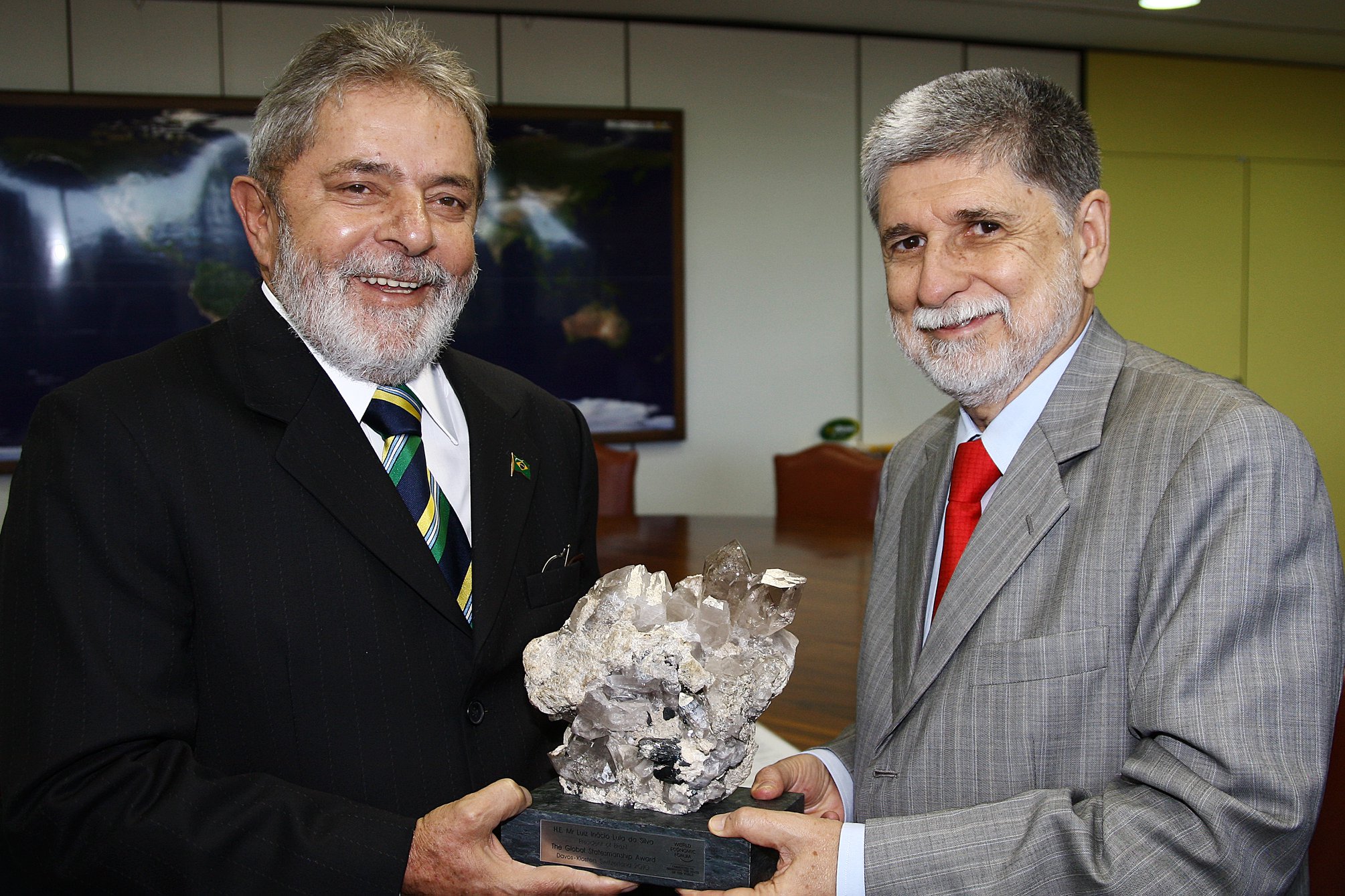 Celso Amorim: Lula Livre, Lula Nobel