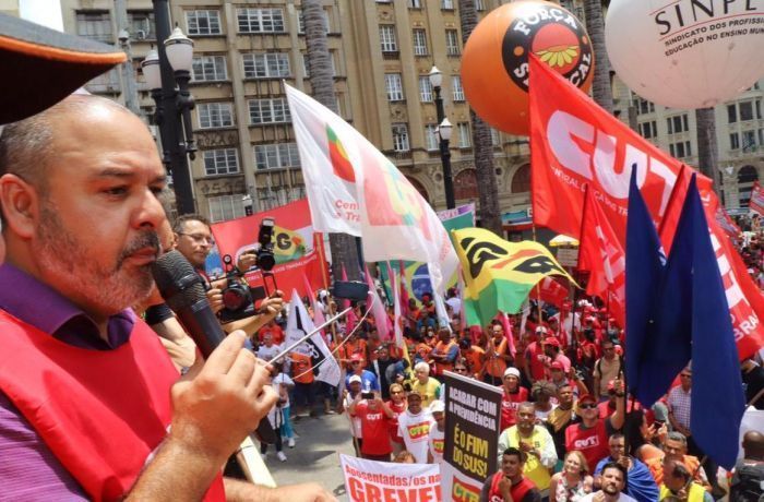 Petistas acusam Bolsonaro de querer inviabilizar a atuação dos sindicatos
