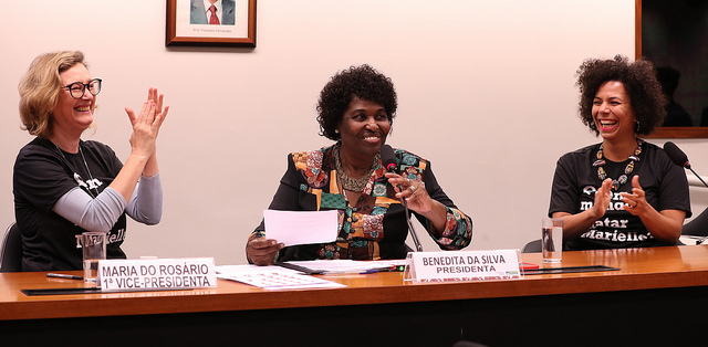 Benedita da Silva assume Comissão de Cultura e reforça Resistência