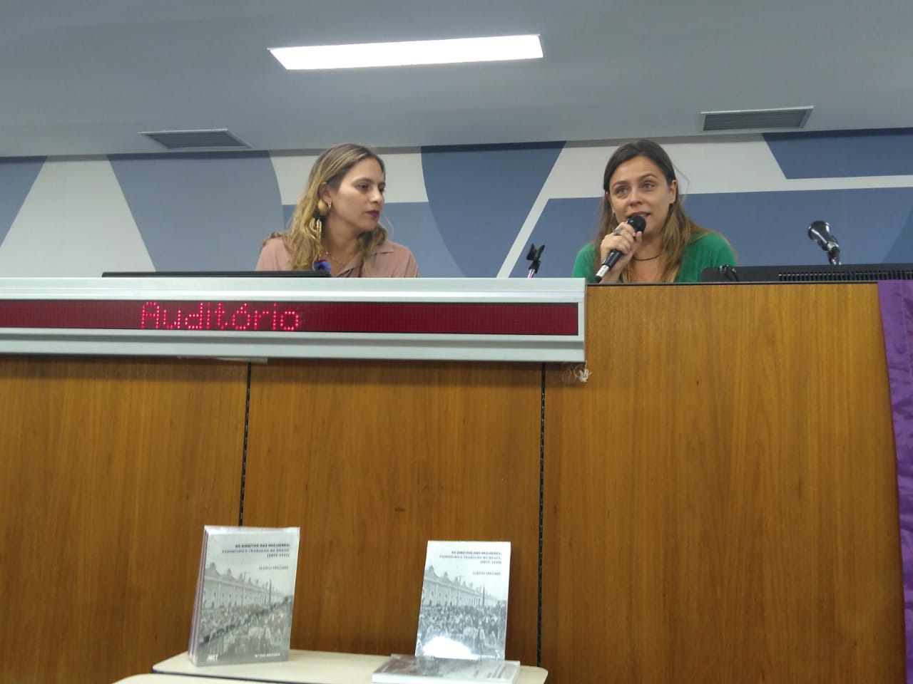 Beatriz Cerqueira promove lançamento de livro sobre direitos das mulheres