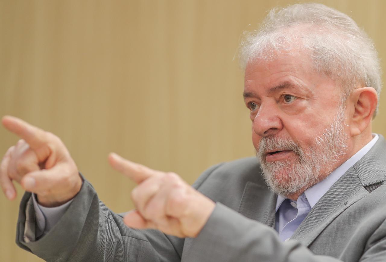 Assista na íntegra a entrevista de Lula ao UOL, gravada na quarta-feira (16)