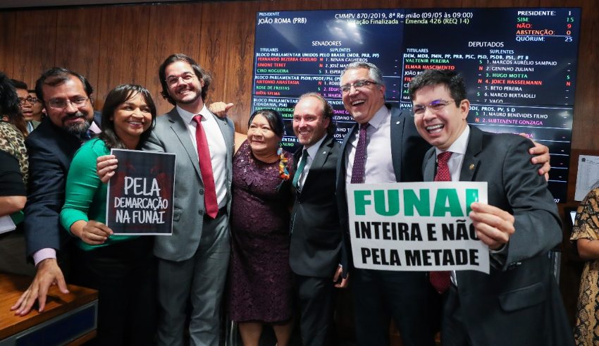 Governo Bolsonaro é derrotado e Funai pode sair das mãos de ruralistas